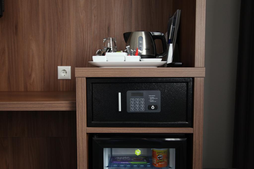 أوس City Hotel المظهر الخارجي الصورة