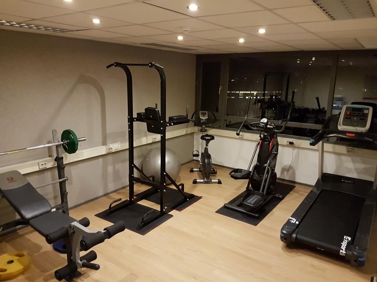 أوس City Hotel المظهر الخارجي الصورة